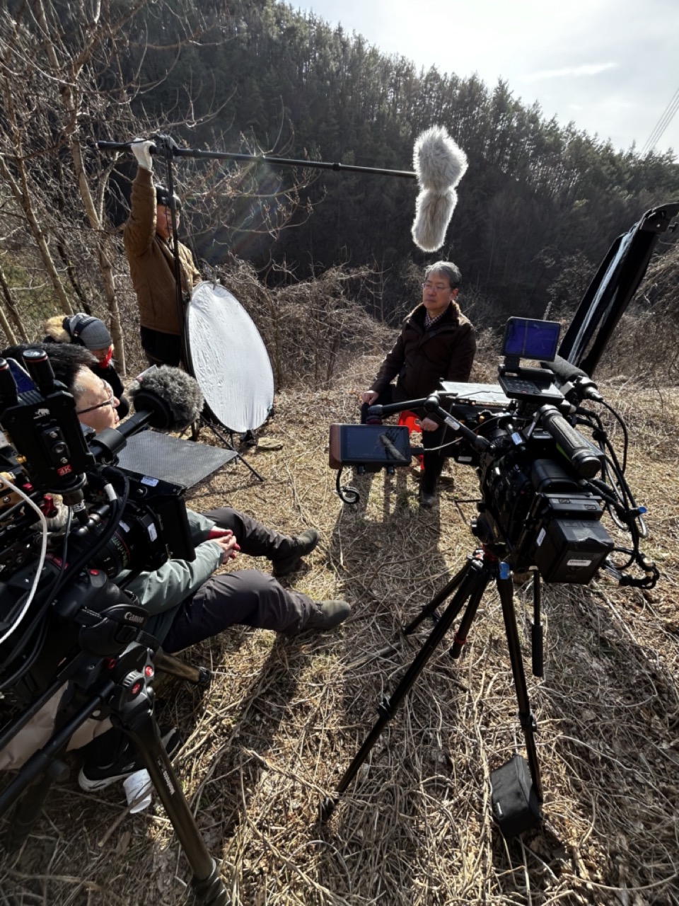 Leon Lee conducting a documentary interview